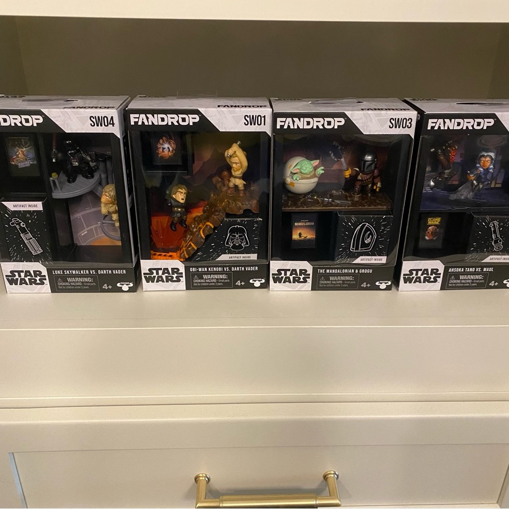 4 Star Wars Action Figures Set - Black, Gray, Brown